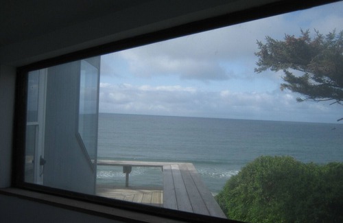 Coos Bay House | Lighthouse Way Ocean View Home