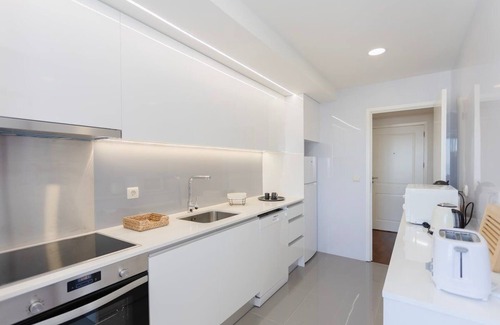 Leixões Apartment | Liiiving in Matosinhos - Seaside Balcony Apartment