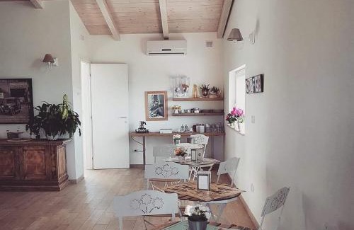 Sannicandro di Bari Bed & Breakfast | Like At Home B&B