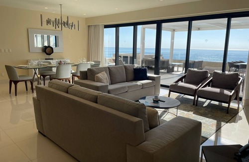 Downtown San Jose del Cabo Resort | Like the view? Oceanfront Penthouse, Private Resort with private Terrace & beach