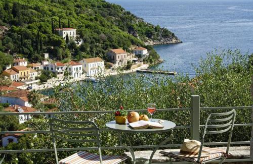 Kioni Apartment | Likoudis Villas Suites ,on the Kioni,Ionian Islands Ithaca,