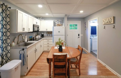 Port Sanilac House | Lilac Lane 1-bedroom house with WiFi and AC in Port Sanilac