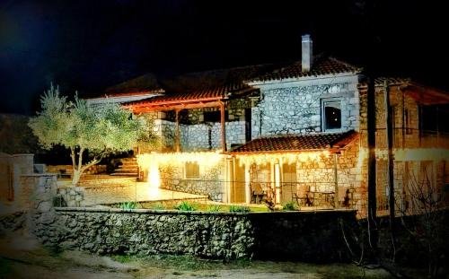 Lilaia Apartment | Lilea Elia & Petra