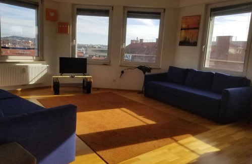 Graz City Centre Apartment | Lilian´s Top Panorama ApartmentnDas Apartment liegt im Zentrum von Graz