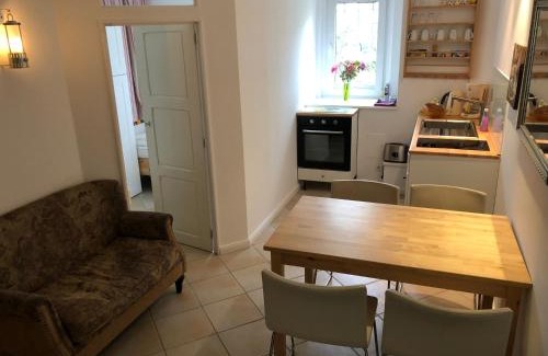 Lichterfelde Apartment | Lilienthalschlösschen