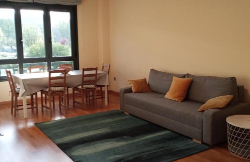 Puebla de Lillo Apartment | Lillo Home