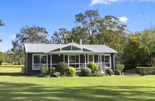 Pokolbin House | Lilly Pilly Cottage at the Grange - Rothbury