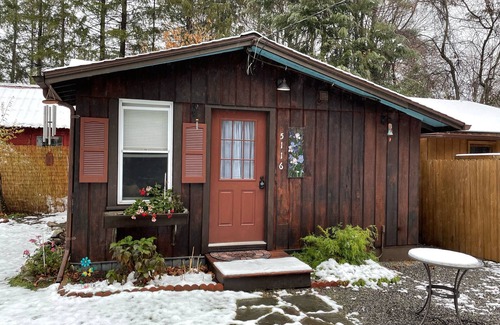 Olivebridge Cottage | Lily Cottage - a cozy accomodation moments from the beautiful Ashokan reservoir