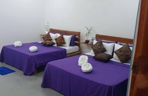 Udawalawa Bed & Breakfast | Lily Resort Udawalawe