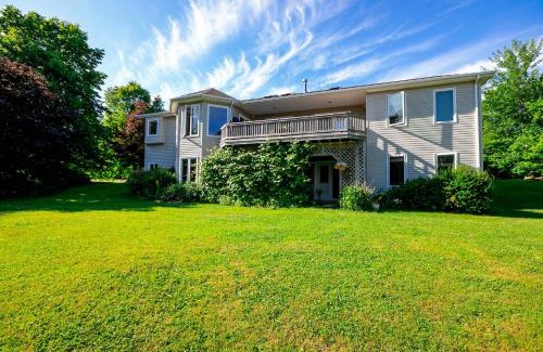 Charlottetown Hotel | Lily's garden