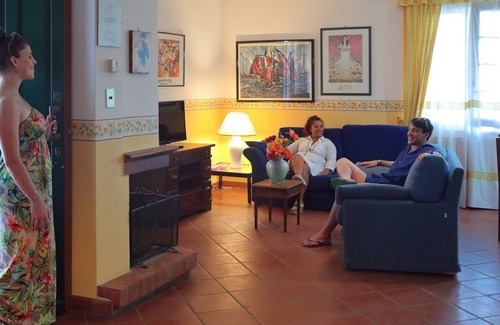 Crespina Apartment | Lily-your ideal holiday