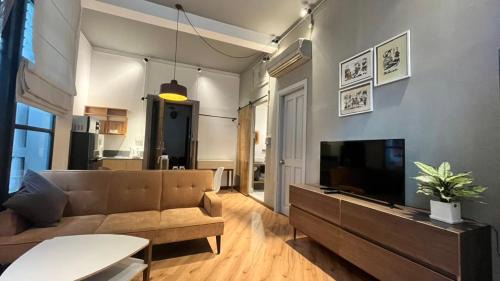 Phu My Hung Apartment | Lim Concept - Lim Aloe Vera