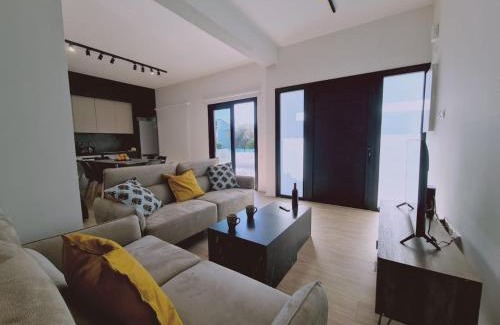 Limassol Apartment | Limassolian vibe house