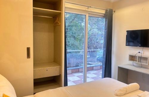 Sector 39 Hotel | Lime Tree Service Apartment - Medanta Medicity, Gurgaon