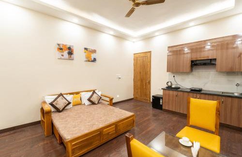 DLF Phase 5 Apartment | Lime Tree Studio Serviced Apartments Golf Course Rd Gurgaon
