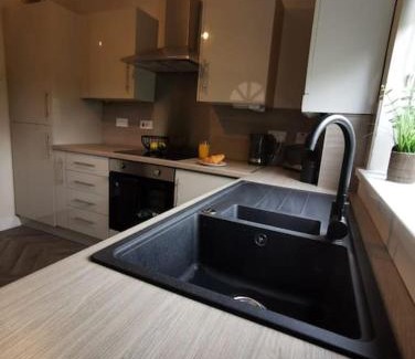 Clydebank Apartment | Limekilns House