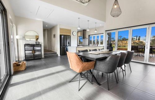 Swan Reach House | Limestone Views