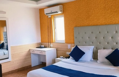 Dhikuli Resort | Limewood Riverside Resort