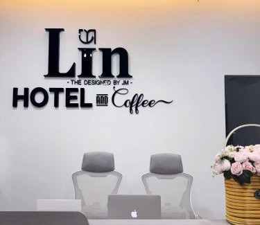 Hoa Binh Hotel | Lin Hotel and Coffee