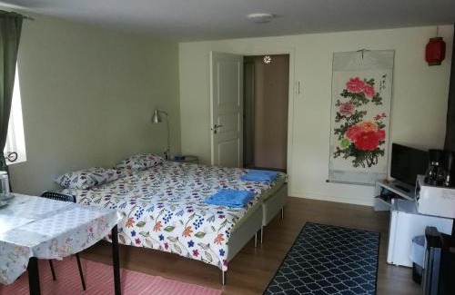 Alvsered Bed & Breakfast | Lin's B&B