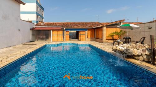 Mongagua House | Linda casa com piscina em Mongagua
