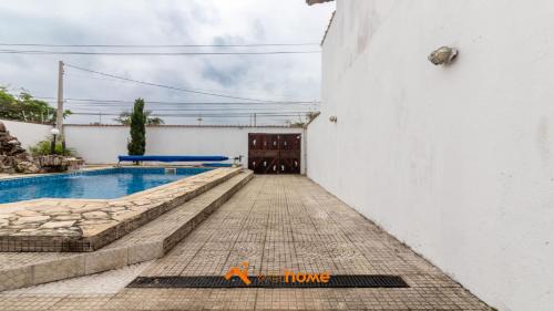Mongagua House | Linda casa com piscina em Mongagua