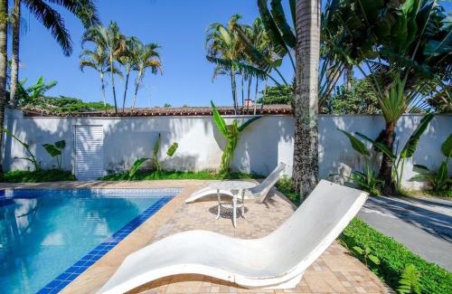 Balneario Praia do Pernambuco House | Linda Casa com piscina no Guarujá para 16 pessoas