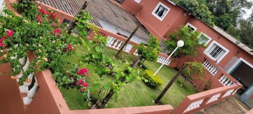 Mairinque House | Linda Chácara com Piscina Churrasqueira e Wi-FI