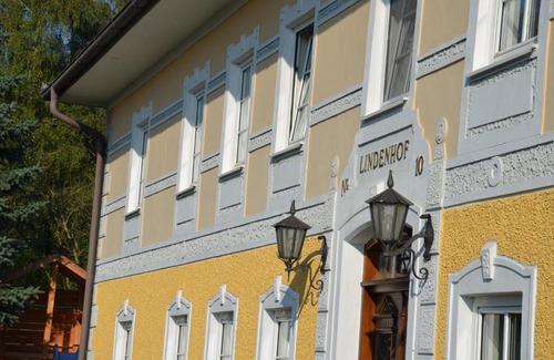 Haag House | Lindenhof- Fam. Forstmayr