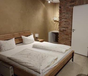 Liepgarten House | Lindenhof Liepgarten - Pension & Gaststätte