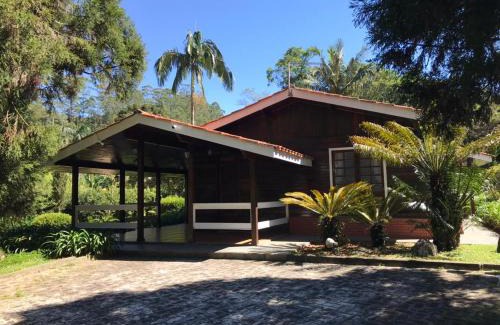 Sao Roque House | Lindo e aconchegante chalé com piscina, lareira e churrasqueira