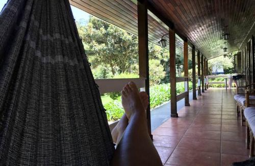 Sao Roque House | Lindo e aconchegante chalé com piscina, lareira e churrasqueira