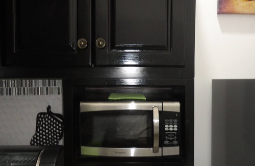 Ocho Rios Apartment | LINDOSIA #5 - CHEAP 'N' NICE - OCHO RIOS - Free Wifi, Cable TV, Parking