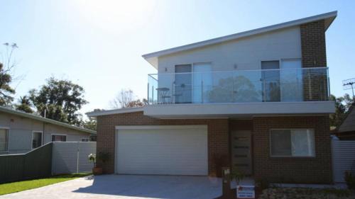 Hawks Nest House | Lindyloo 13 Binda St, Hawks Nest