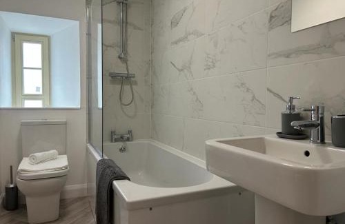 Kirkcaldy Apartment | Linen Loft Apartments, Olympia Arcade, High Street, Kirkcaldy, KY1 1QF