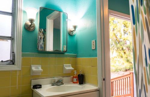 Fort Myers Apartment | Linhart 2668 Place with 1 bedroom and 1 bathroom