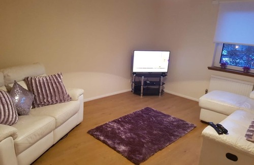 Linlithgow Apartment | Linlithgow Loch Apartment