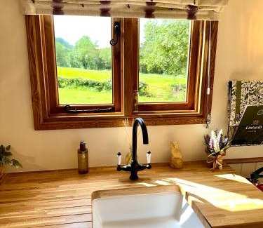 Mauchline Apartment | Lintmill Lodges - Thistle Shepherds Hut