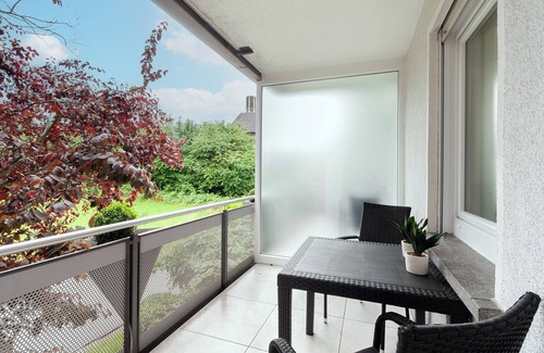 Petersberg Apartment | ★ Liobablick Nr.3 ★ Apartment with balcony - centrally located in Petersberg/Fulda