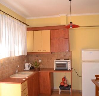 Kalamitsi Apartment | Liofos Studios