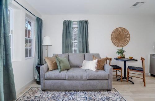 Wichita House | Lions Lair - 1 BR 1 BA Home Coffee Smrt TV Wifi