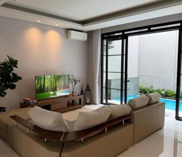 Padalarang Villa | Lioravilla15 with warmpool KBP near WHOOSH and WAHOO