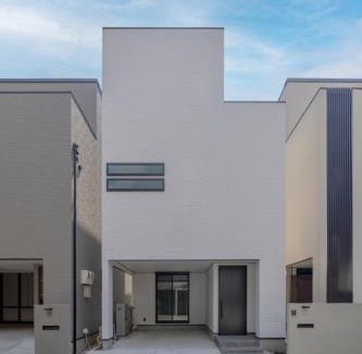 Minato Villa | LIRI Aoi 和モダンな一軒家 JR弁天町駅3分 USJ 梅田 大阪城 本町へ直通