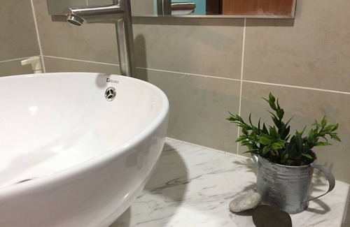 Kampung Sungai Ular Hotel | Lis Na Ree Resort