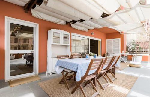 Linda-a-Velha Apartment | Lisbon Coast, 3 bedroom apartment with large terrace