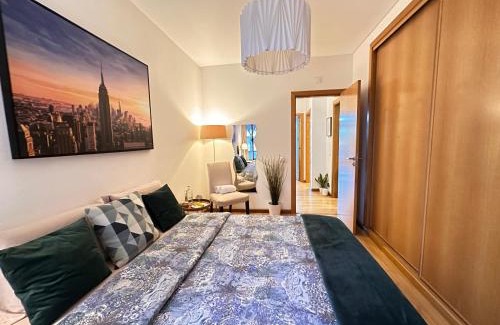 Santa Iria de Azoia House | Lisbon Room S Joao Talha