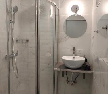 Cacilhas House | Lisbon South Bay Rooms