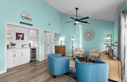 Pawleys Island House | Litchfield Country Club 4 Bedroom/4 Bath Cottage on Golf Course - Pawleys Island