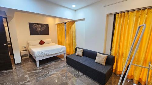 Park Road Apartment | Lite Stays - Vile Parle East