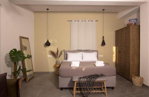 Thalames House | Lithorama Residence Mani - First Floor